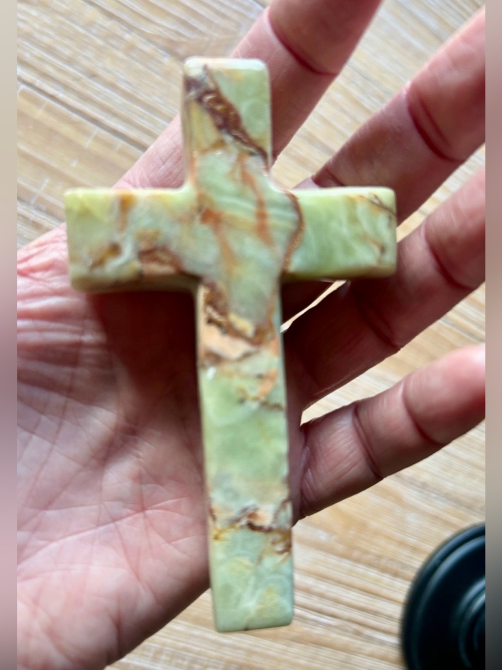 Hand Carved Green Onyx Cross - Picture 8 of 10